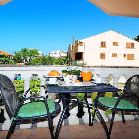 Apartmani Villa Elvira Сукошан Экстерьер фото
